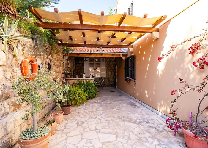 アパート Kadena *